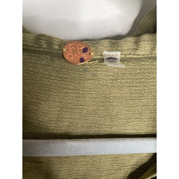 Free People Olive Green Sylas Tunic Top Blouse Size M NWT Button Henley - Picture 4 of 4